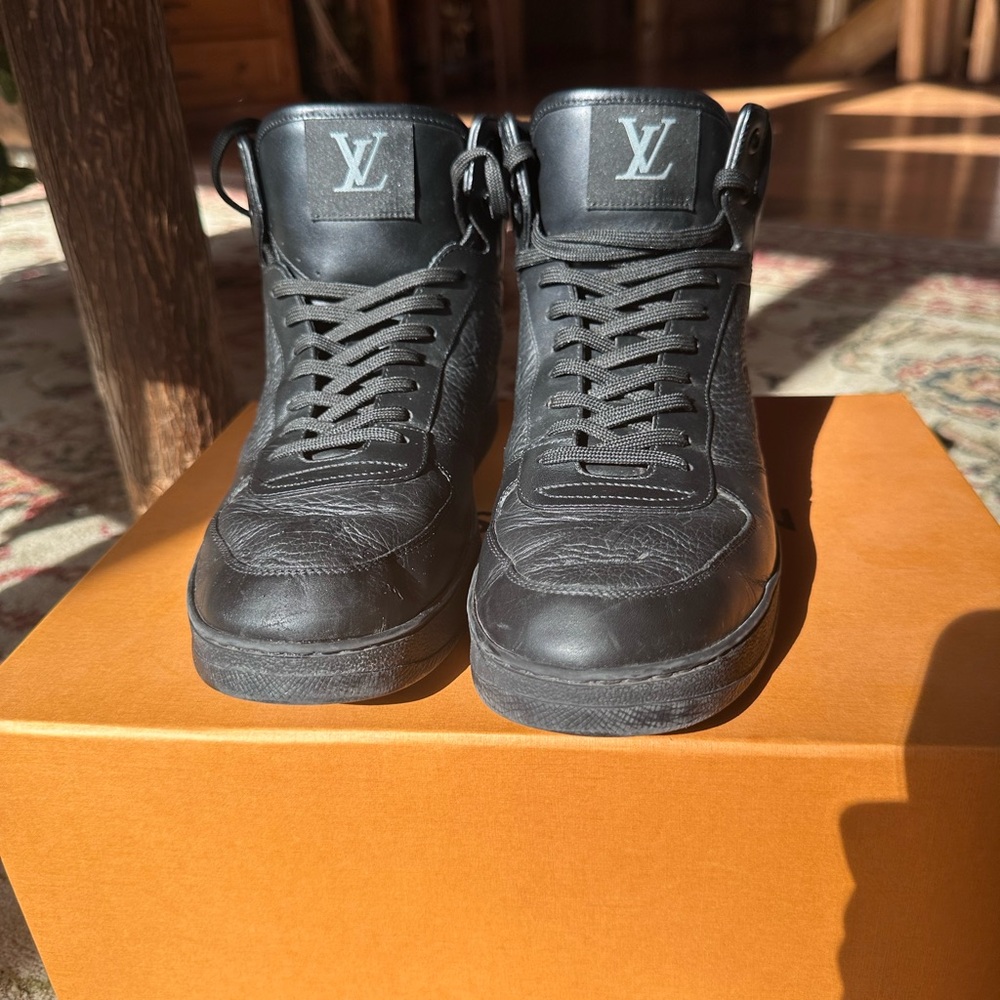 Louis Vuitton Black Sneakers with High-Top Design and Textured Leather